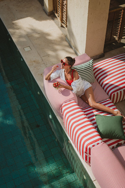 Cabana Block Lounge