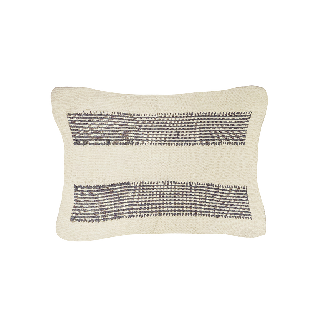 Riya Cushion